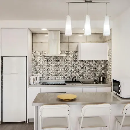 Conylanza Bastian Beach